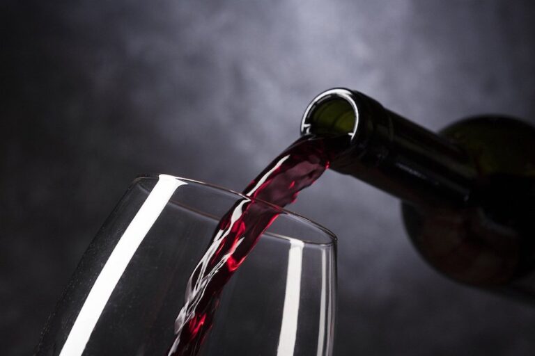 5 motivi per amare il vino rosso